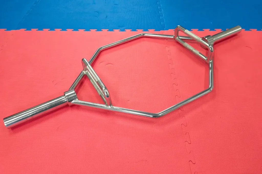 秋津のジムに導入している、安全にデッドリフトが行えるヘックスバー（トレーナーおすすめ）