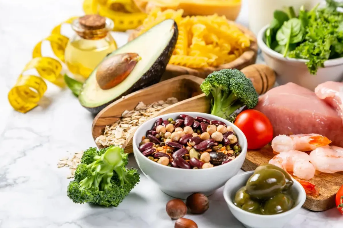 代謝アップダイエットコースの食事指導で推奨する、高タンパクで栄養バランスの整った食材のイメージ